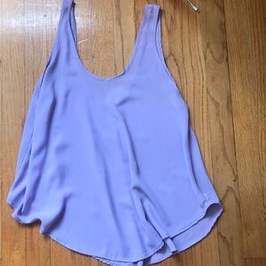 3/ $10✨ Lilac tank top new good condition